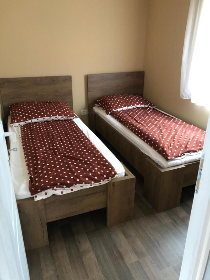 Dunasor1 Apartman Domsod Eksteriør bilde